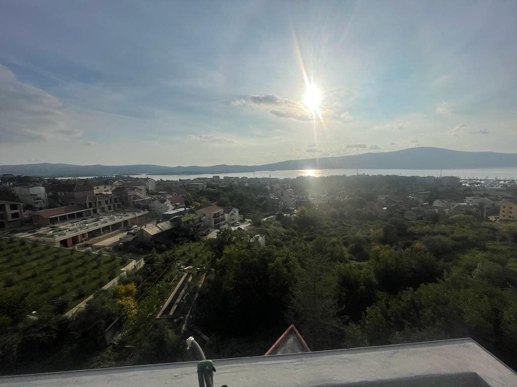 MREnekretnina (17) Tivat - potpuno novi stanovi za prodaju — Crna Gora