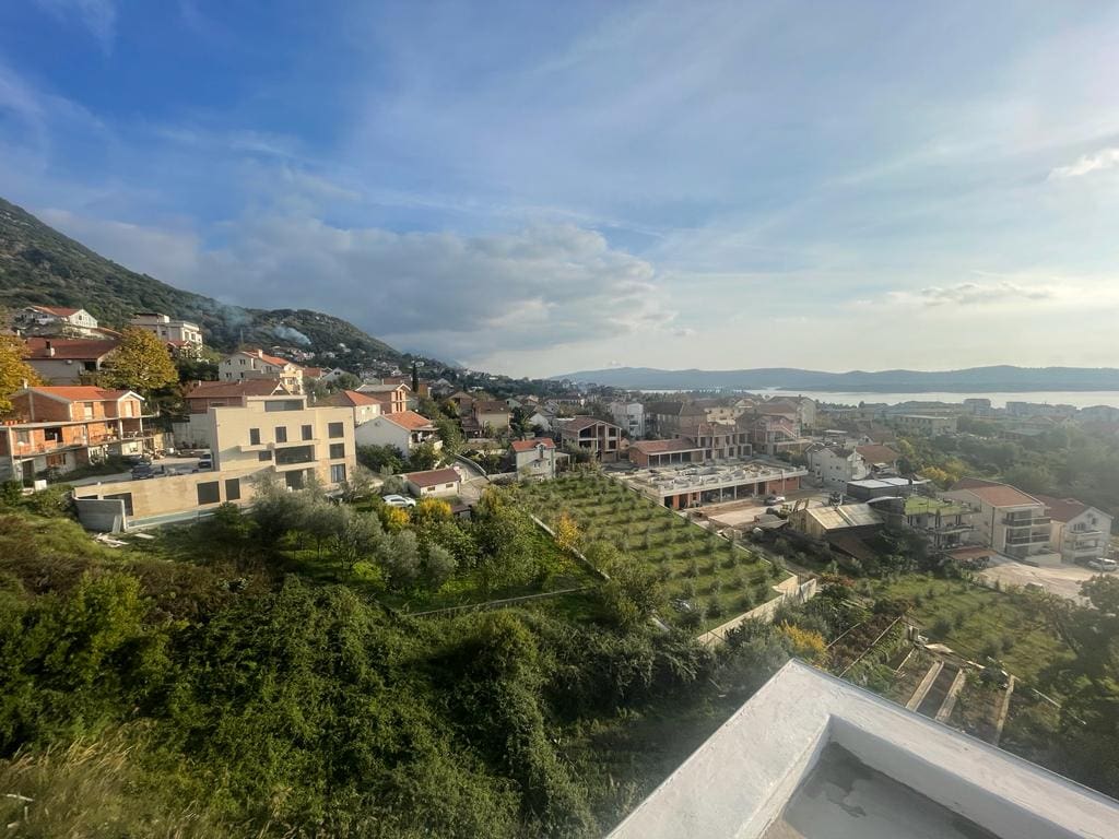 MREproperty (2) Tivat - potpuno novi stanovi za prodaju — Crna Gora