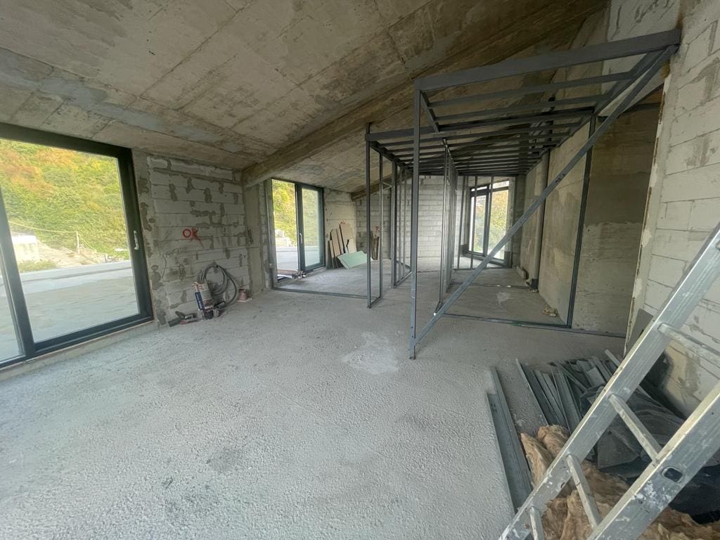 MREproperty (6) Tivat - potpuno novi stanovi za prodaju — Crna Gora