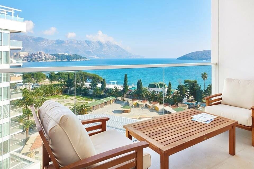 Huoneisto · Budva
