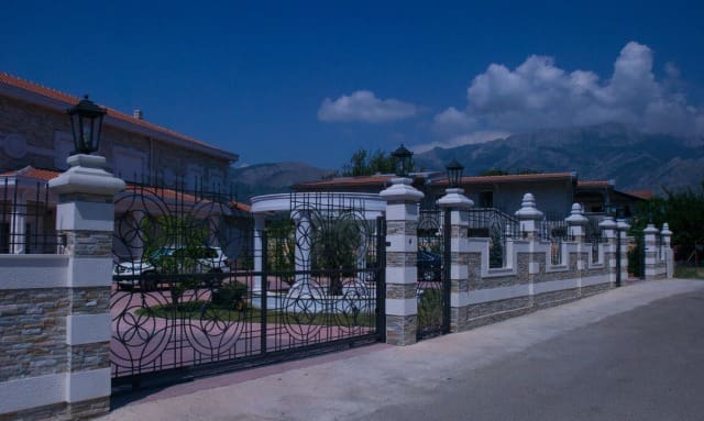 Huvila · Bar