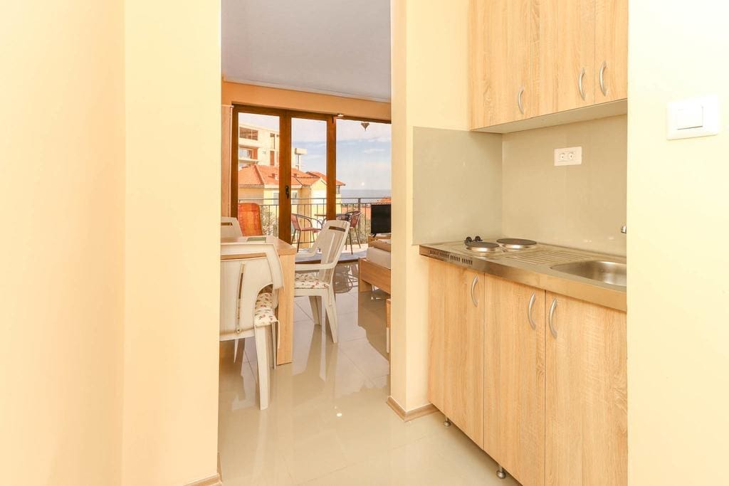 Commercial · Petrovac