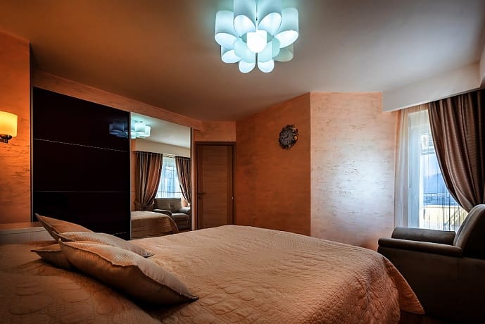 MREproperty (16) Krasici-Tivat'ta satılık villa — Karadağ
