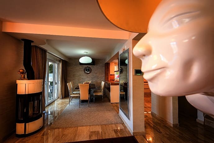 House · Krasici