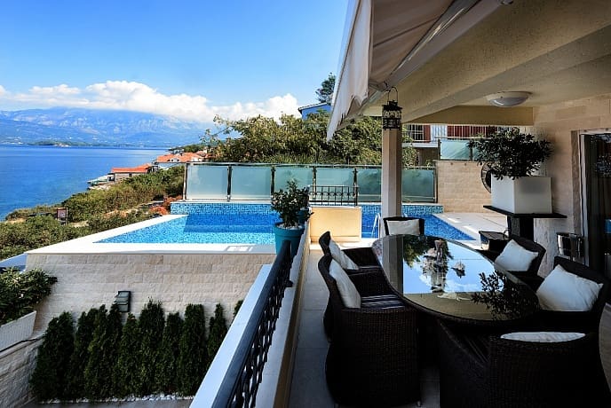 House · Krasici