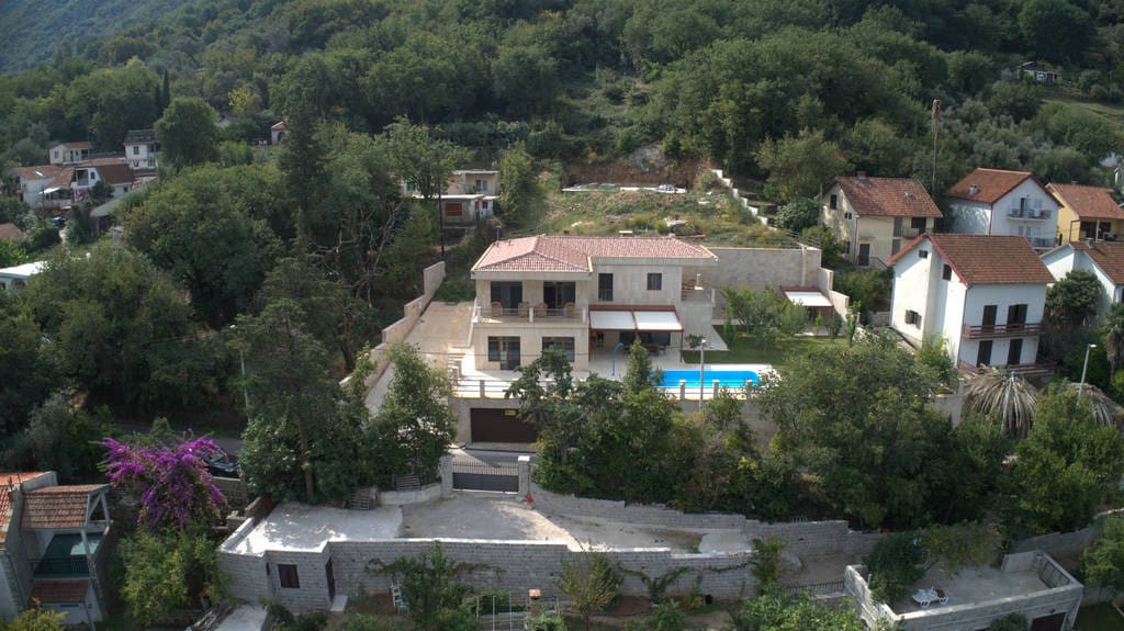 MREproperty (22) Luxusvilla in der Bucht von Kotor – Stoliv — Montenegro zu verkaufen