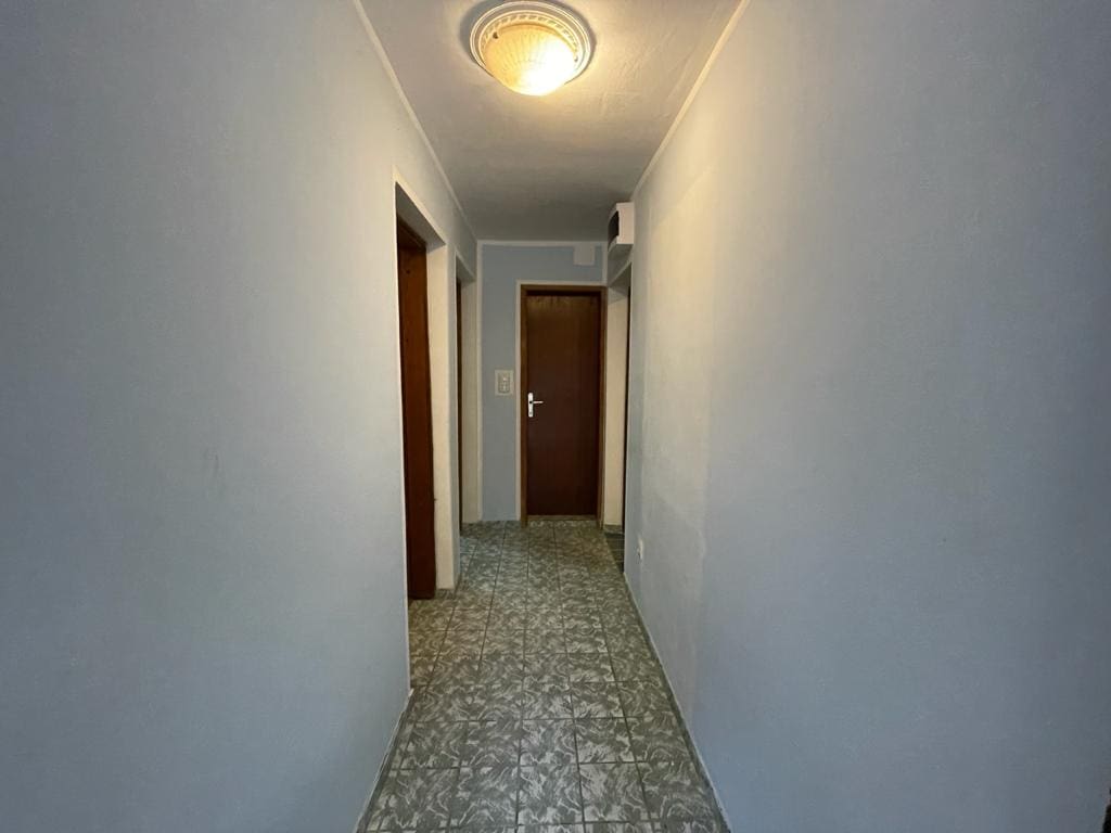 House · Sutomore