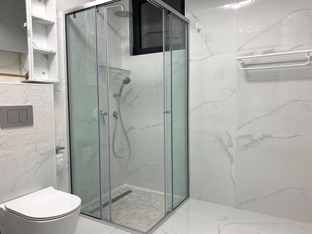 MREproperty (21) Wasserfront-Appartements in Dobra Voda-Bar — Montenegro