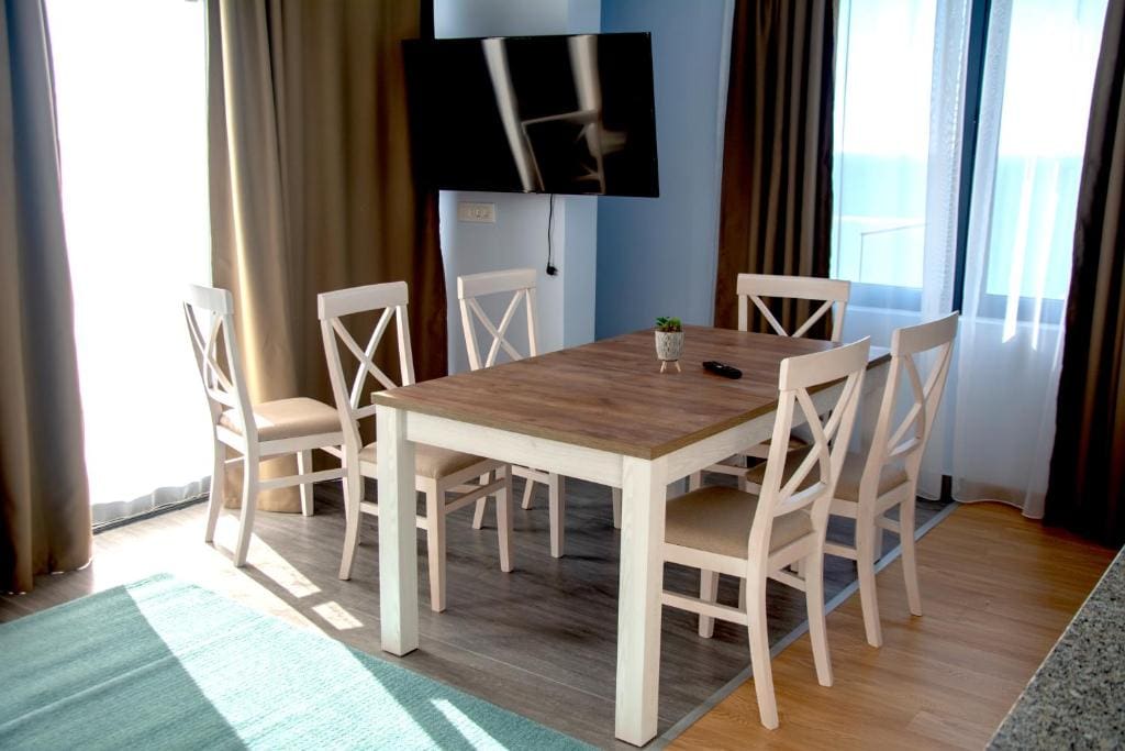 MREproperty (29) Wasserfront-Appartements in Dobra Voda-Bar — Montenegro