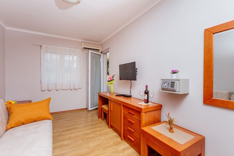 Commercial · Tivat