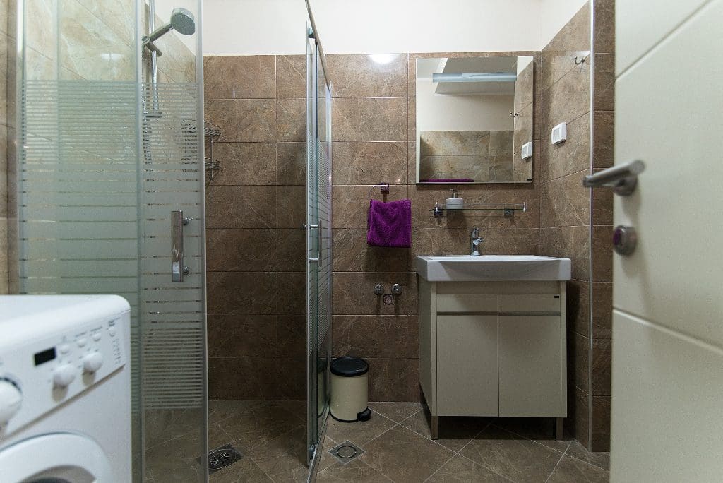 MREproperty (3) Luksusowe mieszkanie na sprzedaż w Becici — Czarnogóra
