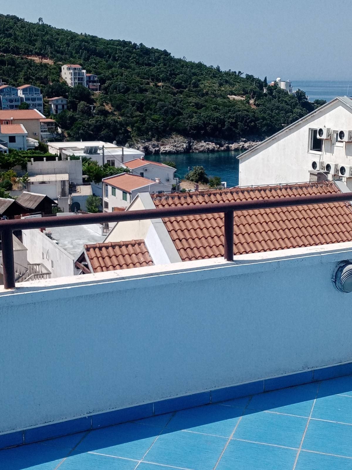 MREproperty (35) Haus am Meer in Utjeha — Montenegro