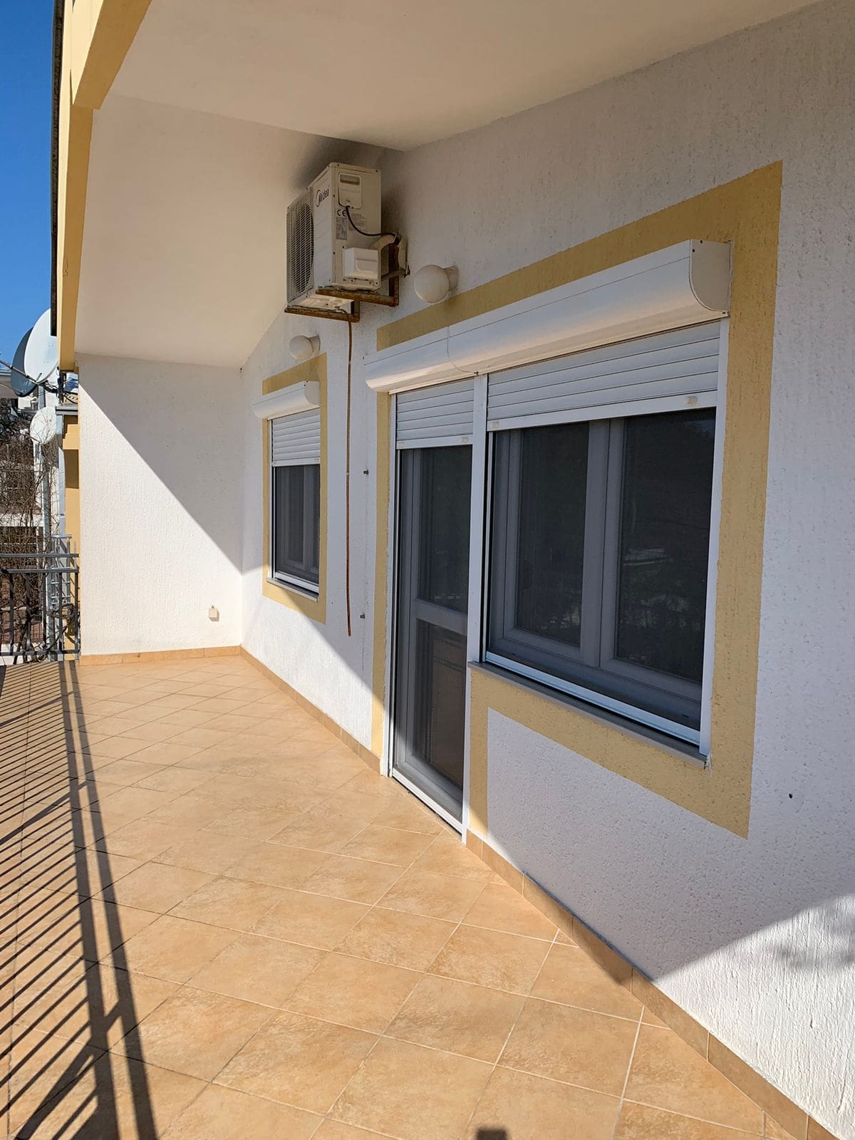 House · Sutomore