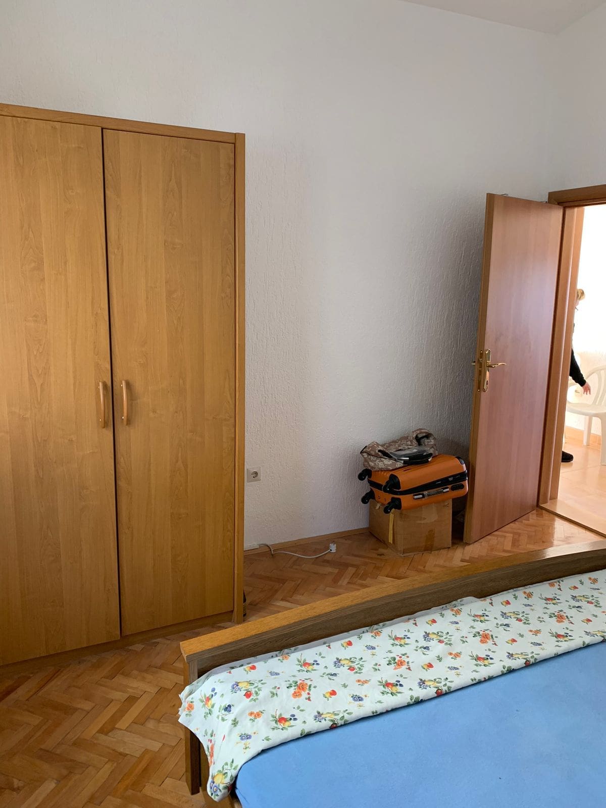 MREнерухомість (37) Продається будинок 128 кв.м та квартира 71 кв.м — Чорногорія