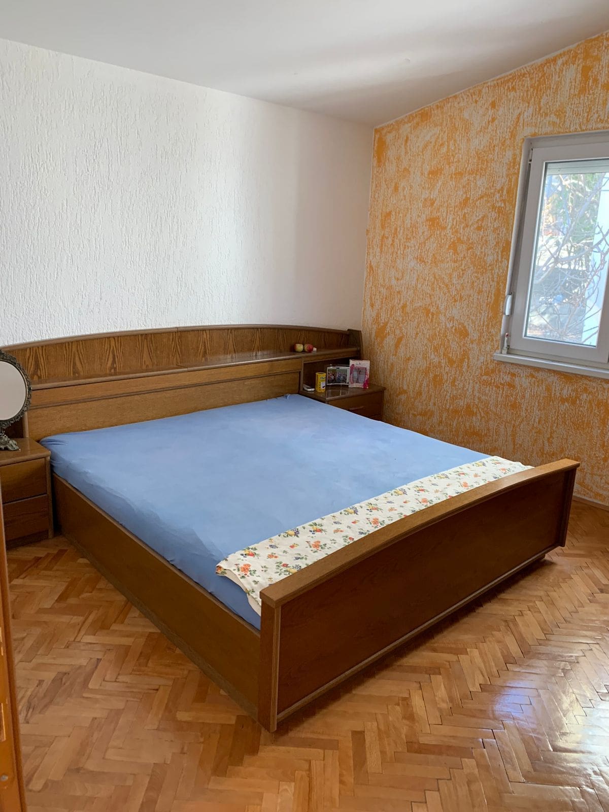 MREнерухомість (38) Продається будинок 128 кв.м та квартира 71 кв.м — Чорногорія