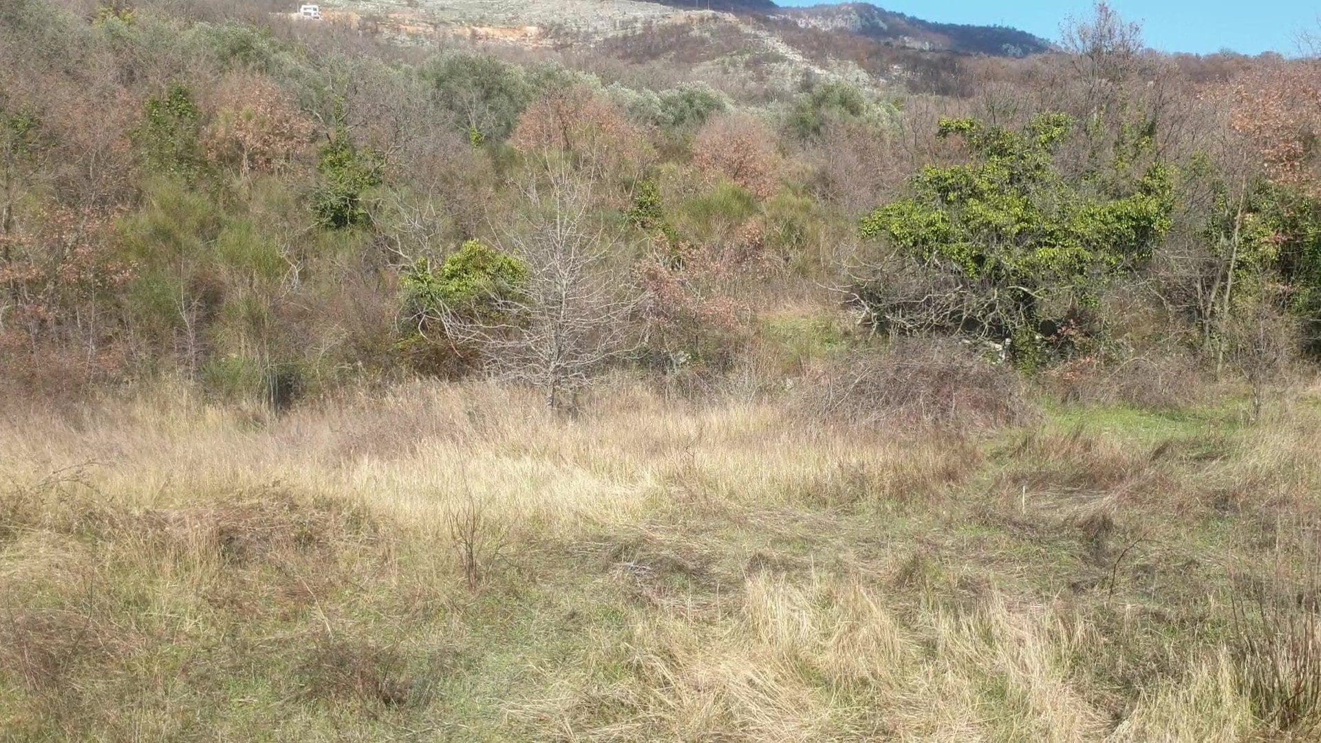 Land · Dobra Voda