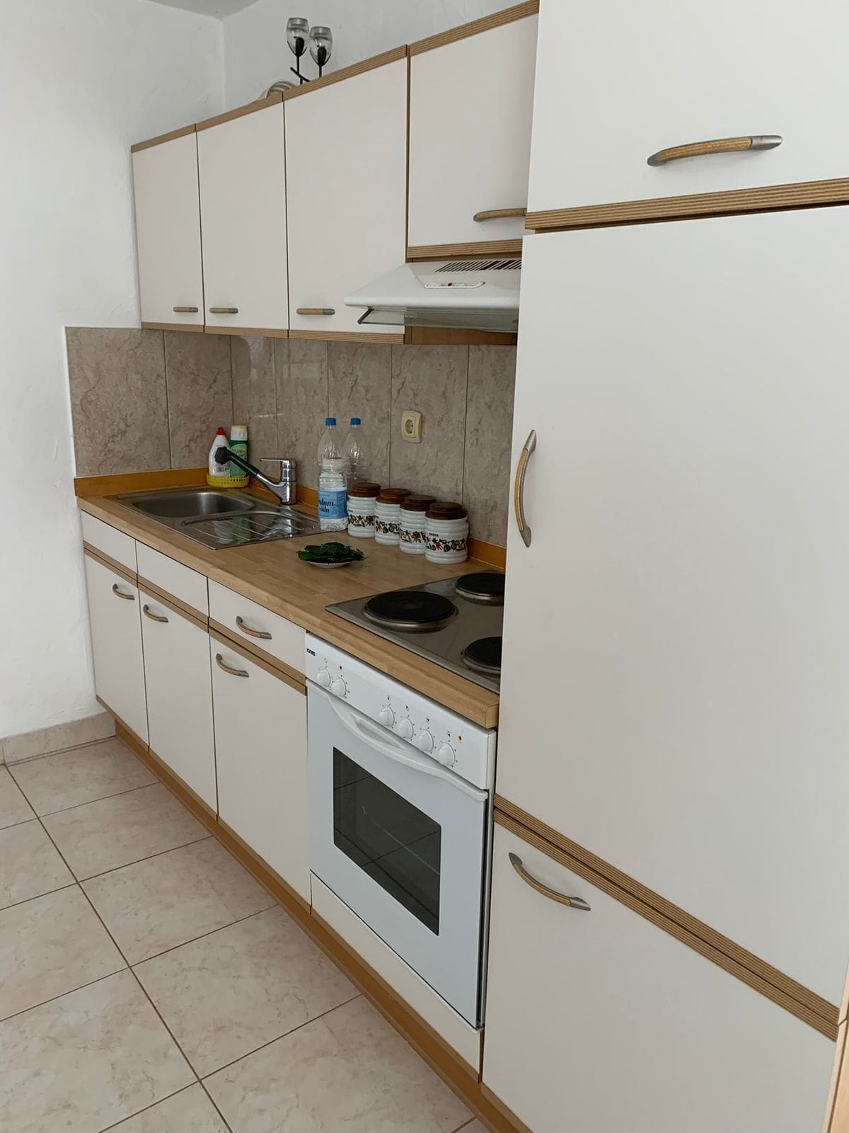 MREproperty (54) Продається будинок 128 кв.м та квартира 71 кв.м — Чорногорія