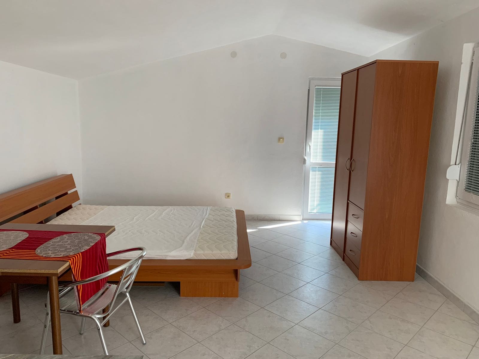 MREproperty (66) Продається будинок 128 кв.м та квартира 71 кв.м — Чорногорія