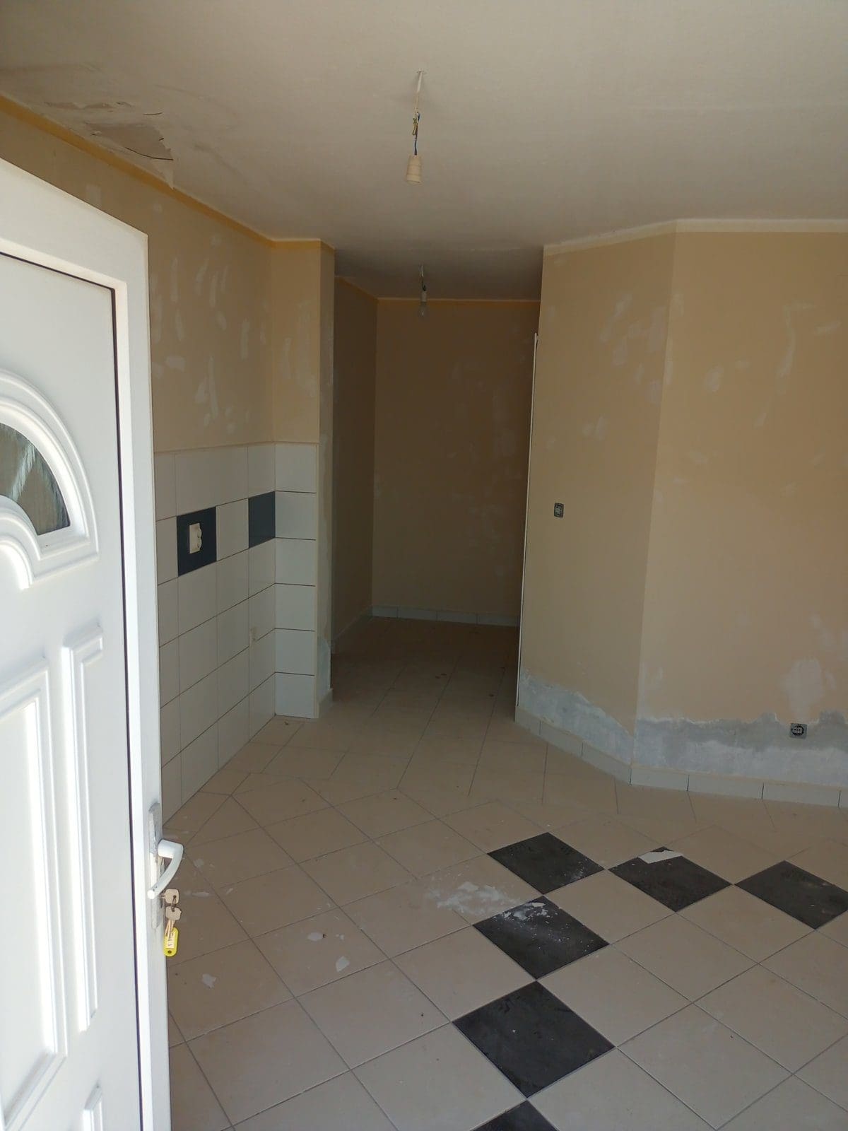 MREproperty (12) Vila sa apartmanima u blizini Igala — Crna Gora
