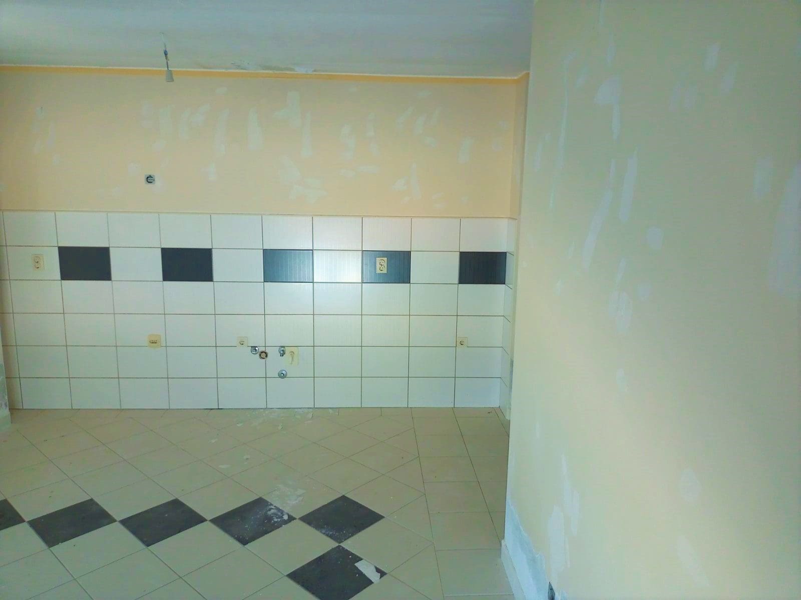 MREproperty (23) Vila sa apartmanima u blizini Igala — Crna Gora