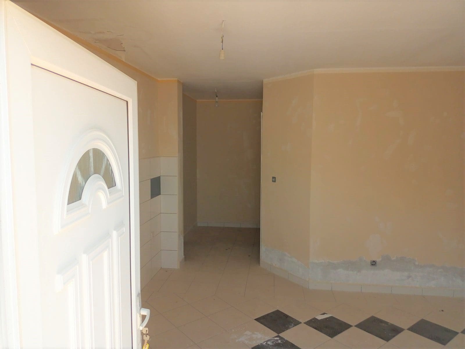 MREproperty (24) Vila sa apartmanima u blizini Igala — Crna Gora