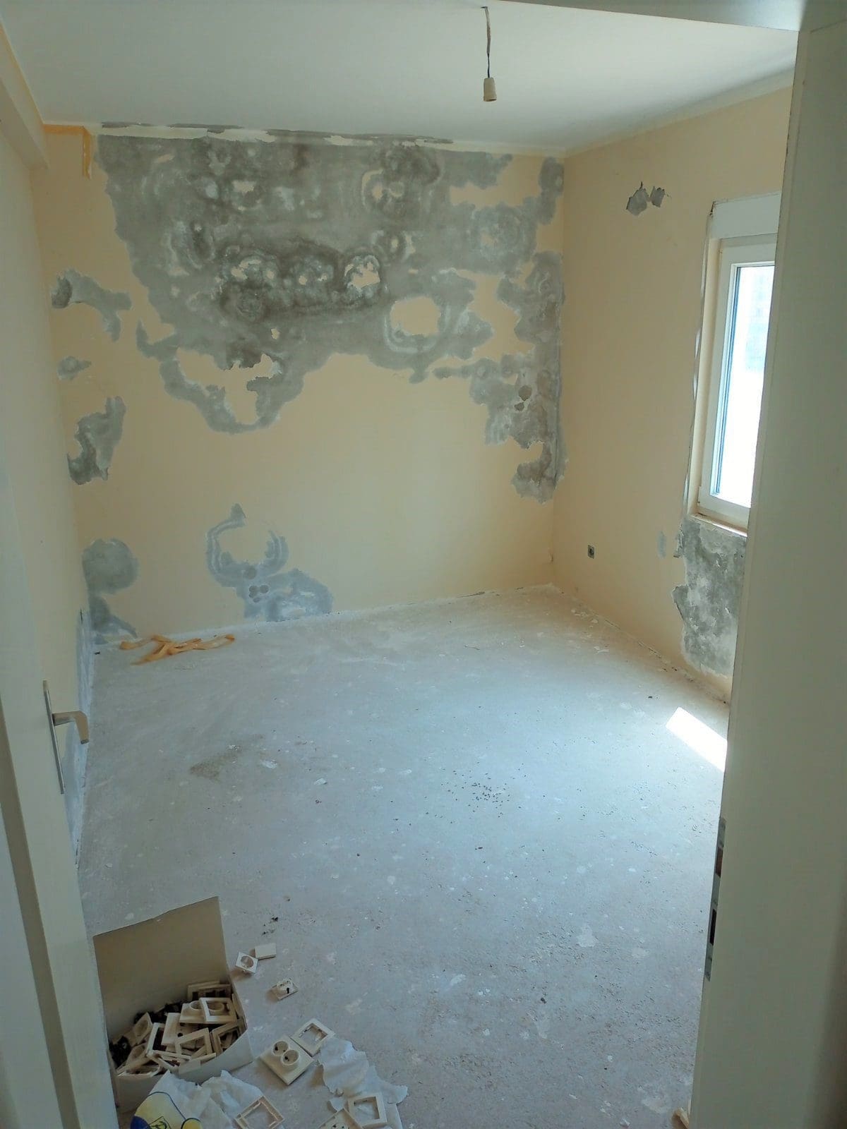 MREproperty (8) Vila sa apartmanima u blizini Igala — Crna Gora