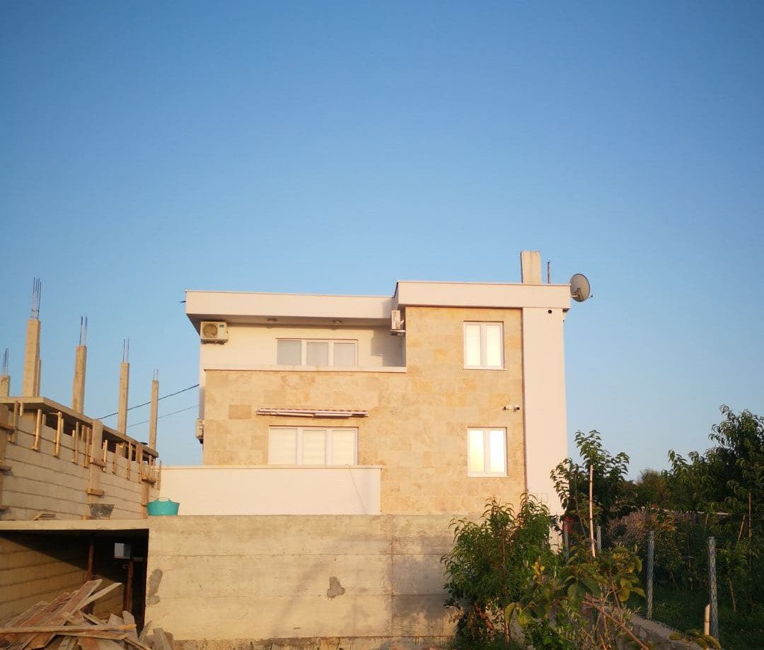 House · Dobra Voda