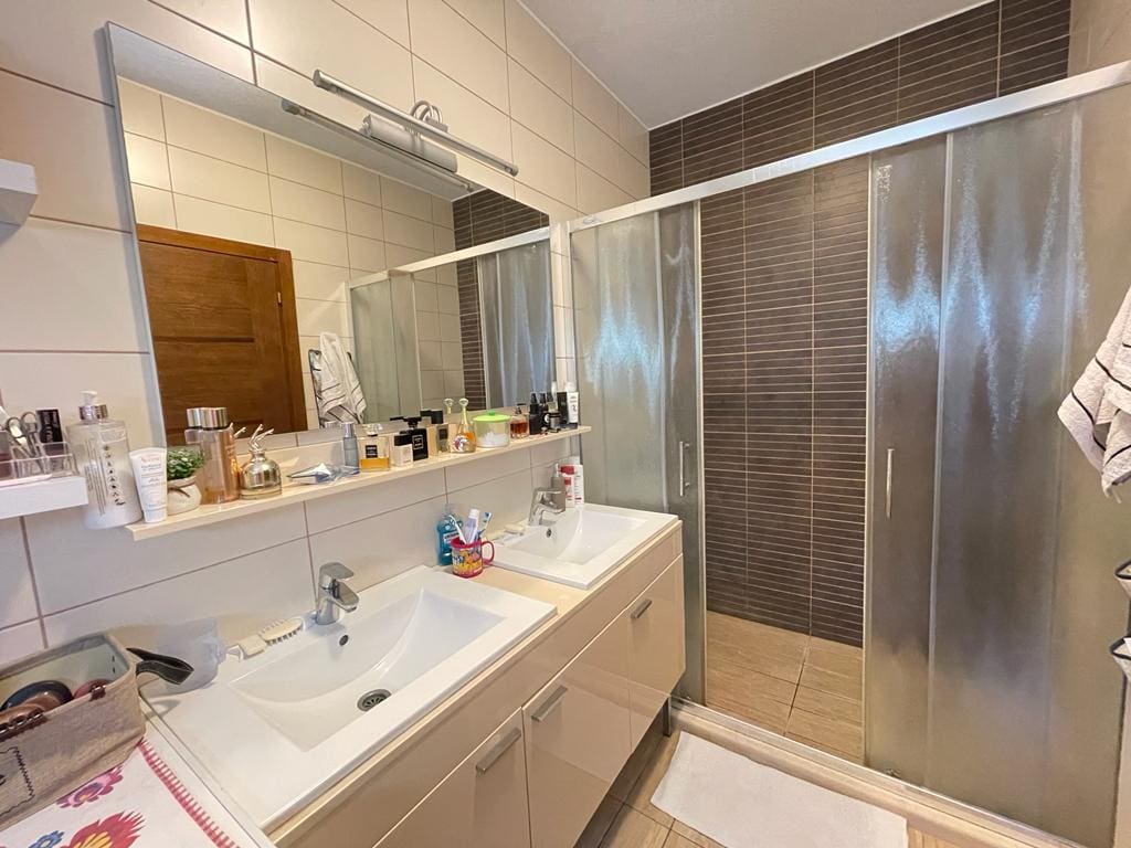 MREproperty (18) Villa in Bar zu verkaufen — Montenegro