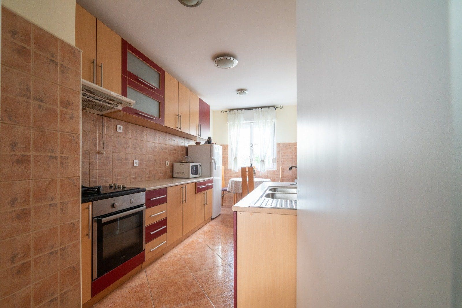 MREproperty (20) Urocza willa w Barze — Czarnogóra