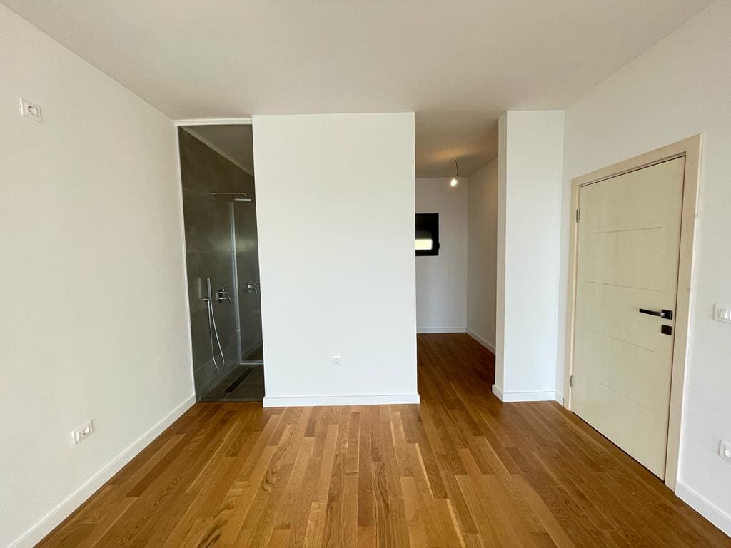 MREproperty (23) Utjeha'da deniz manzaralı villa — Karadağ