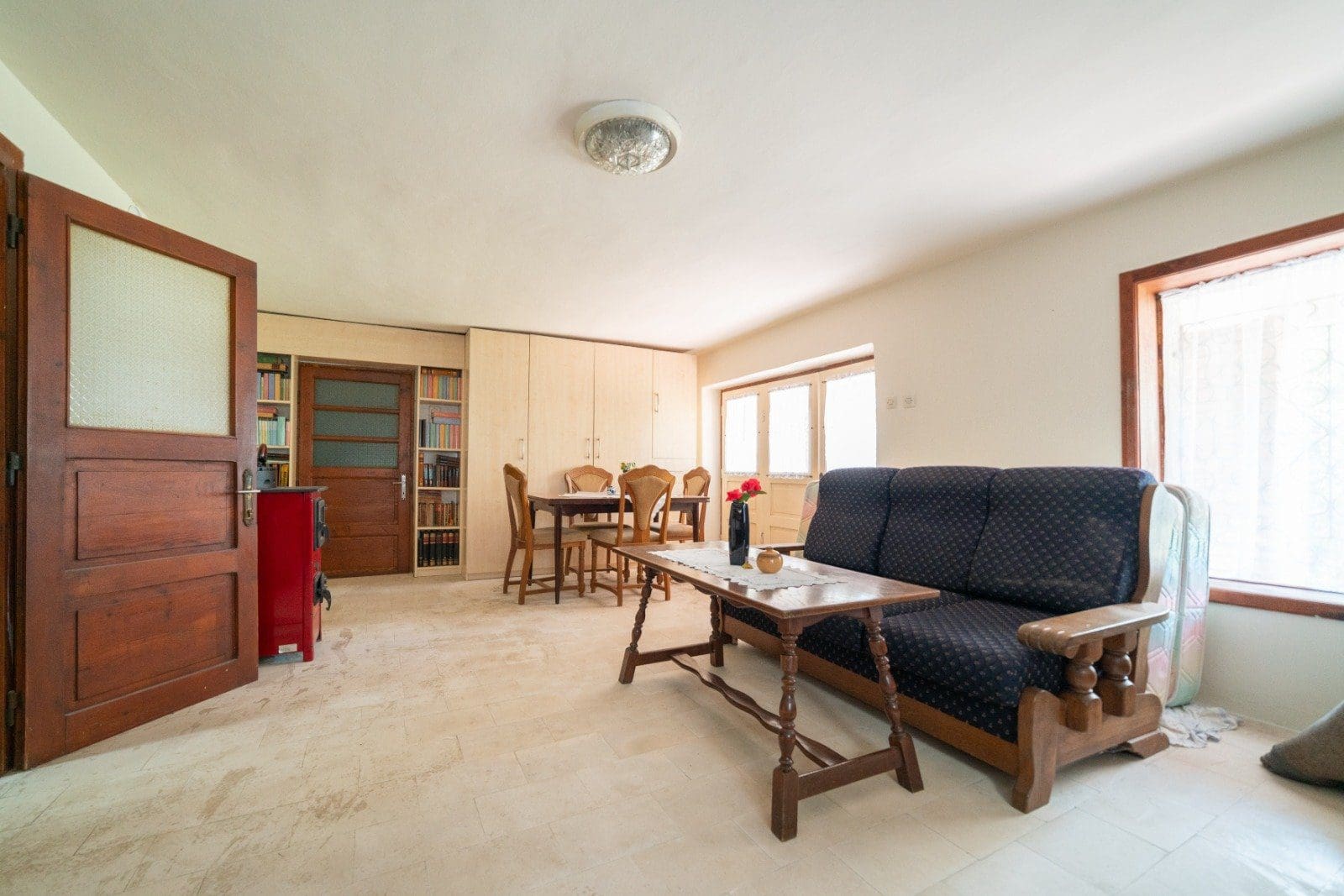 MREproperty (23) Urocza willa w Barze — Czarnogóra