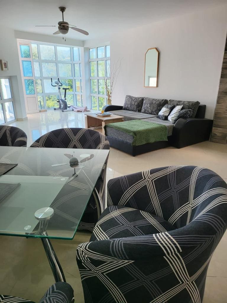 MREproperty (26) Вілла продається в Добрій Воді — Чорногорія