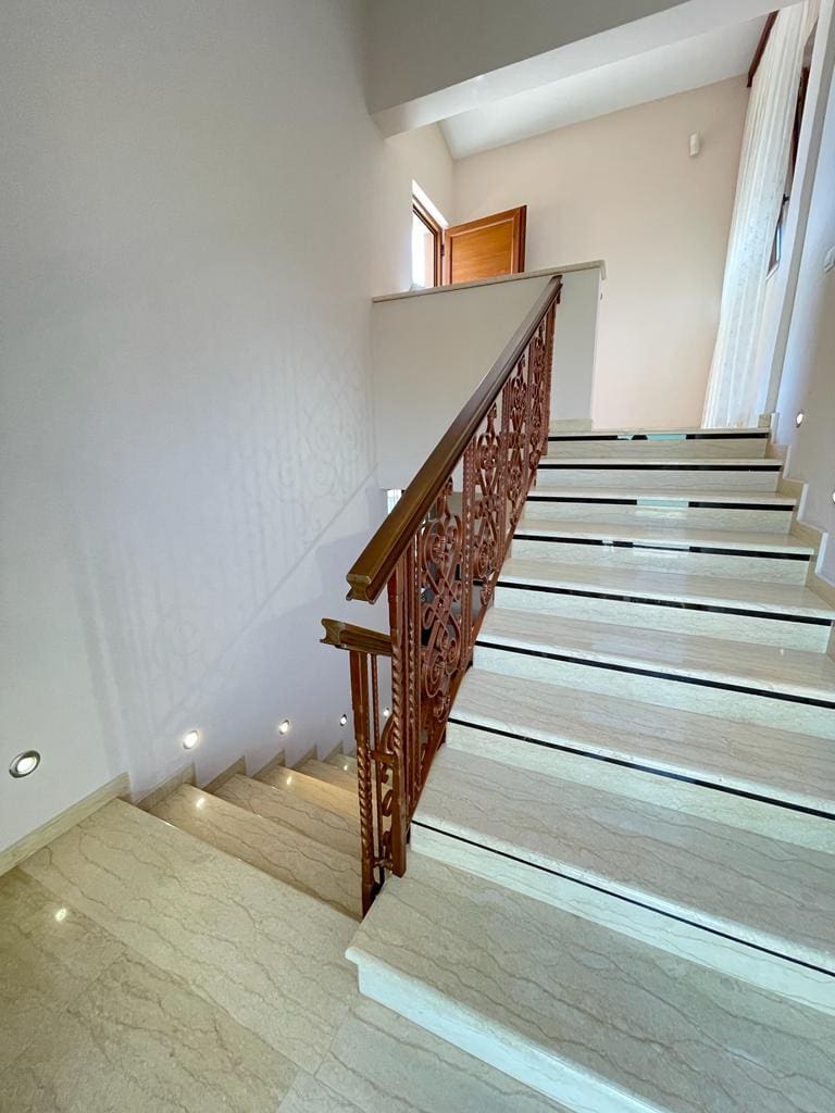 MREproperty (33) Villa in Bar zu verkaufen — Montenegro