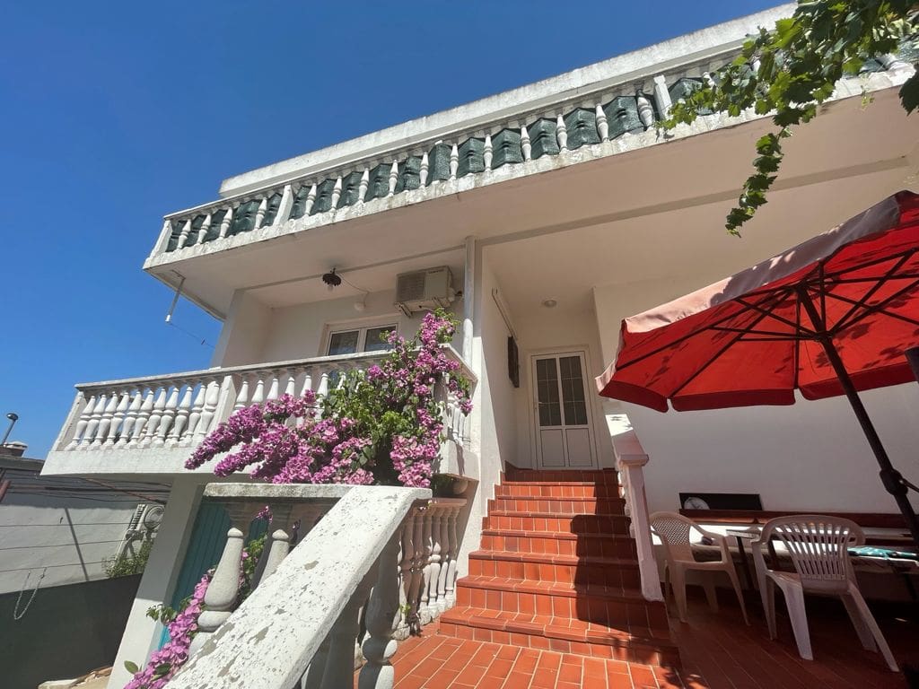 MREproperty (16) Haus mit Meerblick in Sutomore — Montenegro