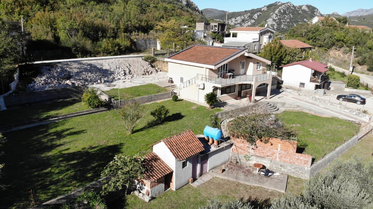 Talo · Sutomore