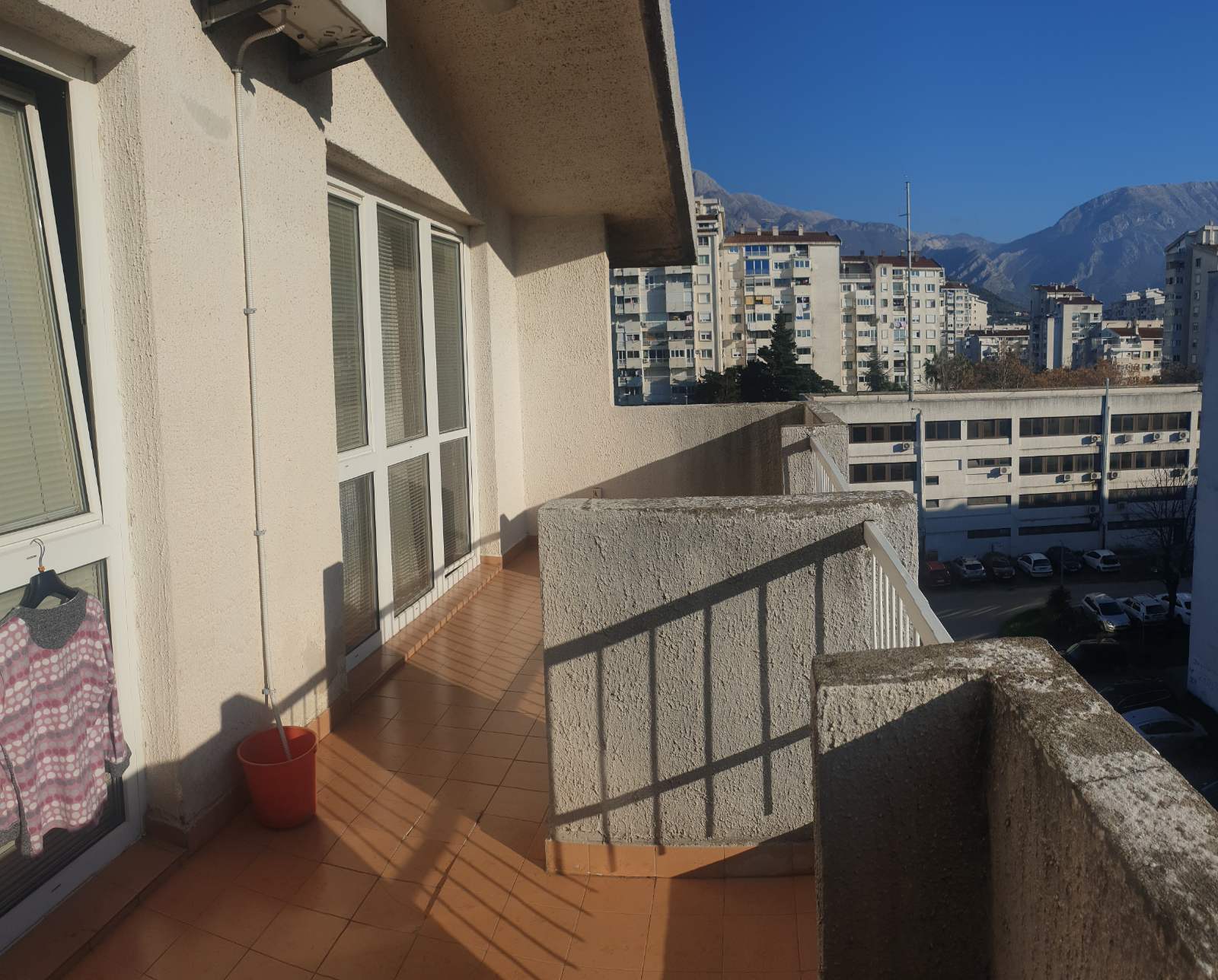 Apartment · Bar