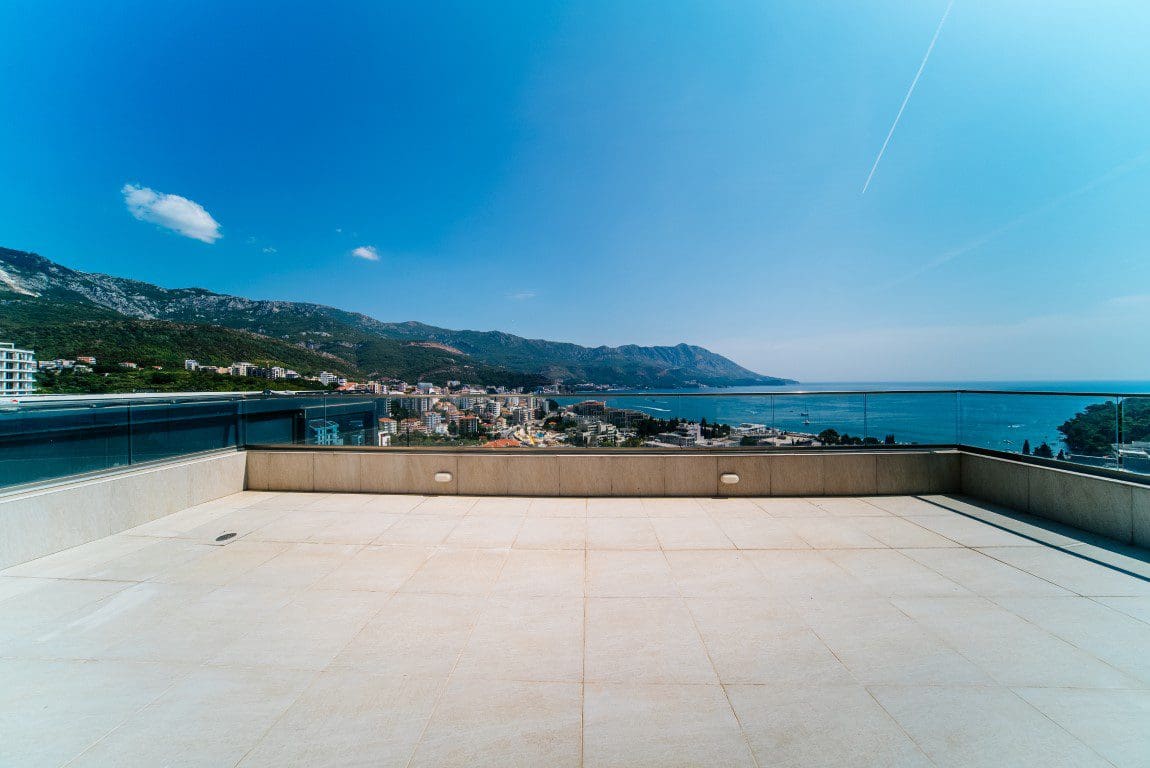MREproperty (16) Zwei zum Verkauf stehende Apartments in Budva — Montenegro