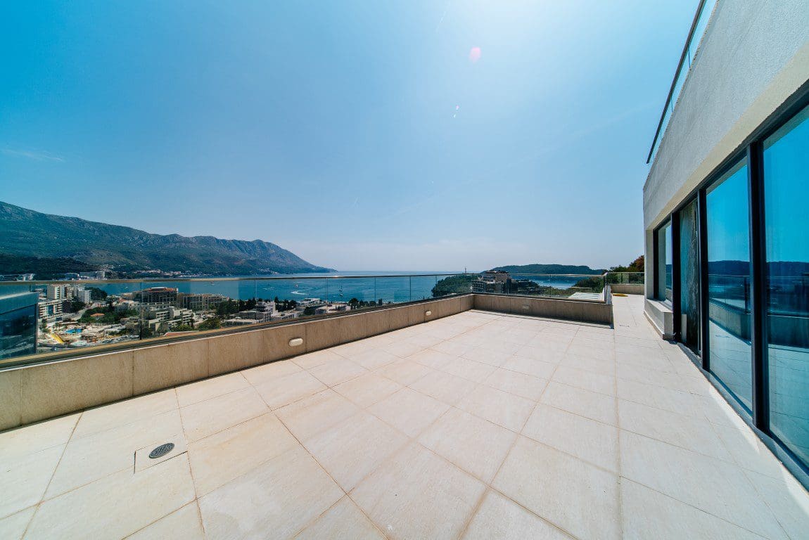 MREproperty (17) Zwei zum Verkauf stehende Apartments in Budva — Montenegro