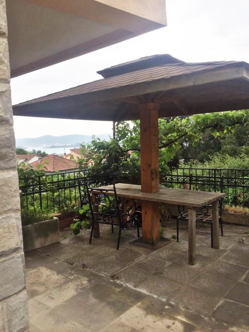 House · Tivat