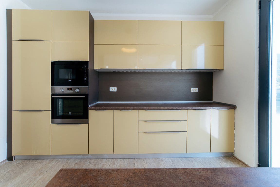 MREproperty (38) Zwei zum Verkauf stehende Apartments in Budva — Montenegro