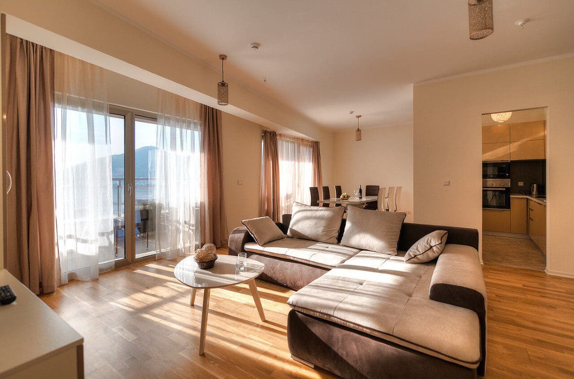 MREproperty (41) Luxuswohnungen in Budva zu verkaufen — Montenegro