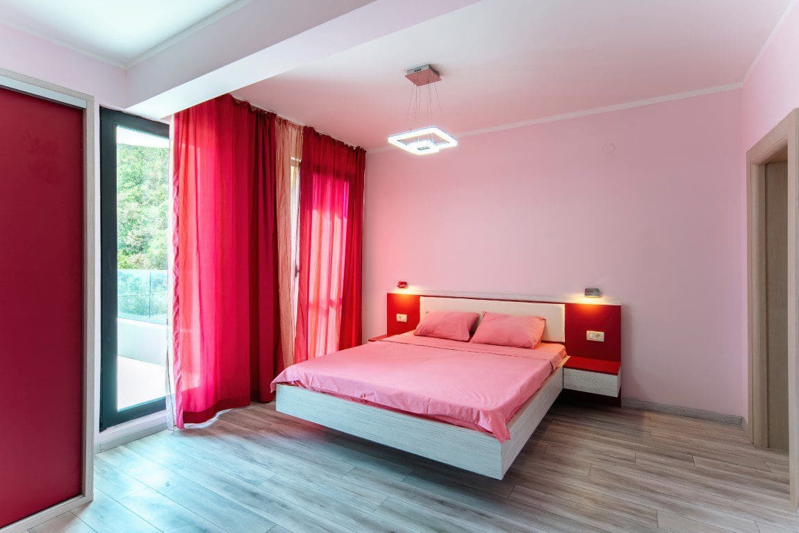 MREproperty (42) Zwei zum Verkauf stehende Apartments in Budva — Montenegro