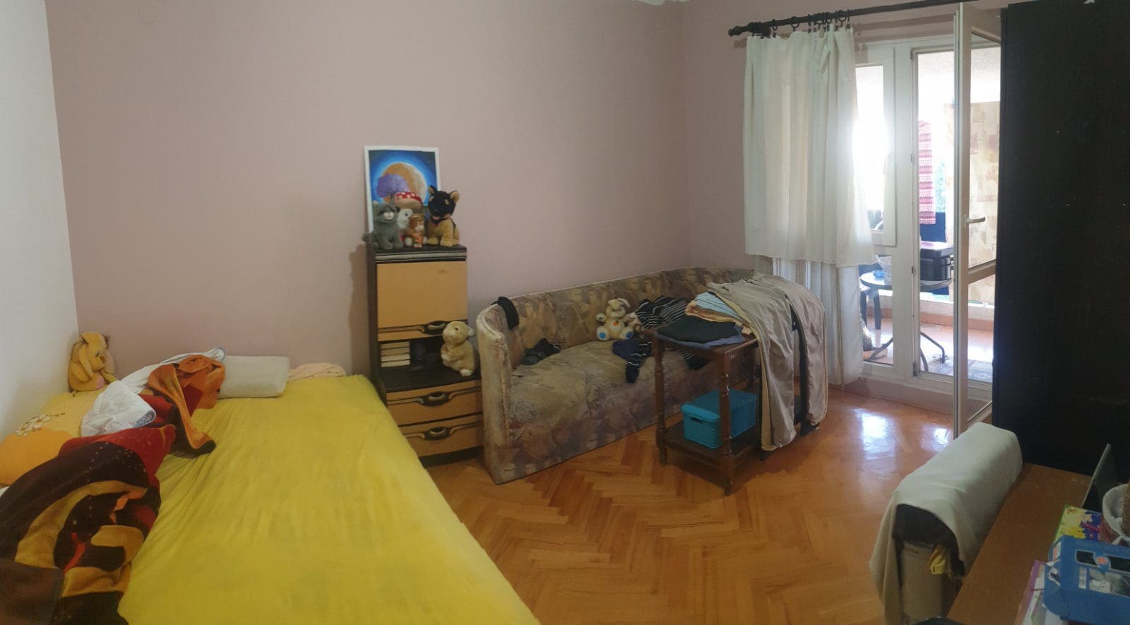 Apartment · Bar