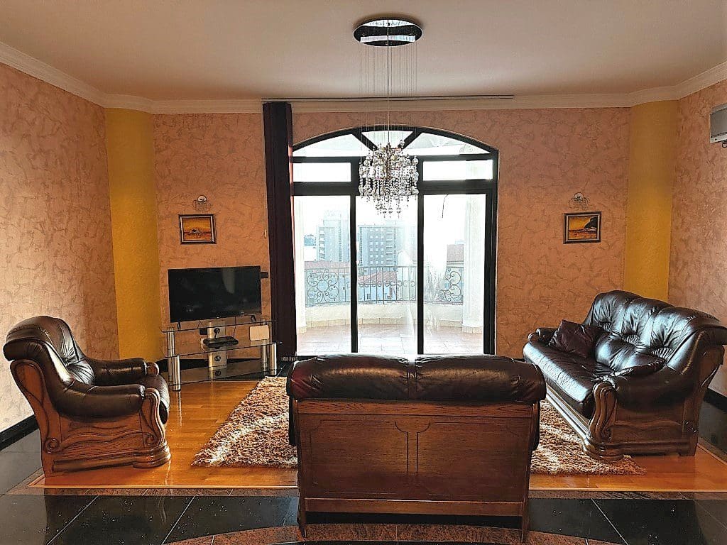 Villa · Petrovac