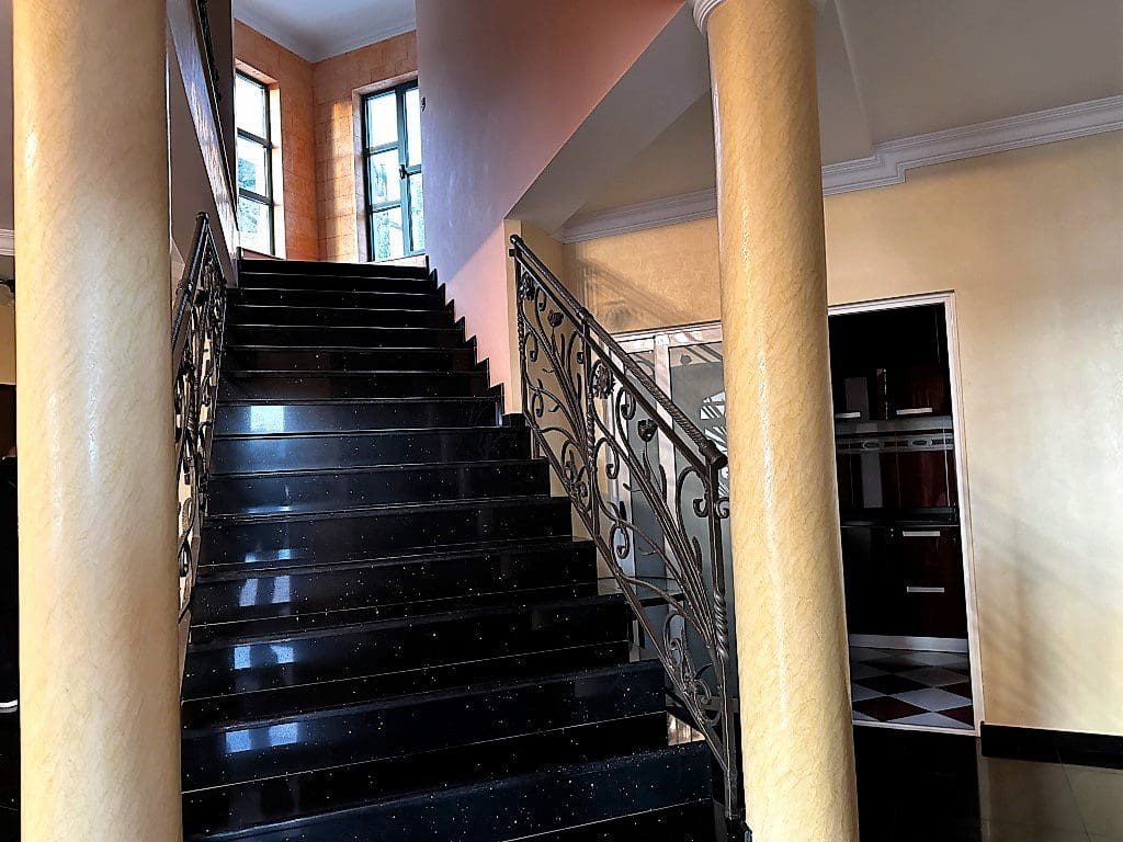 Villa · Petrovac