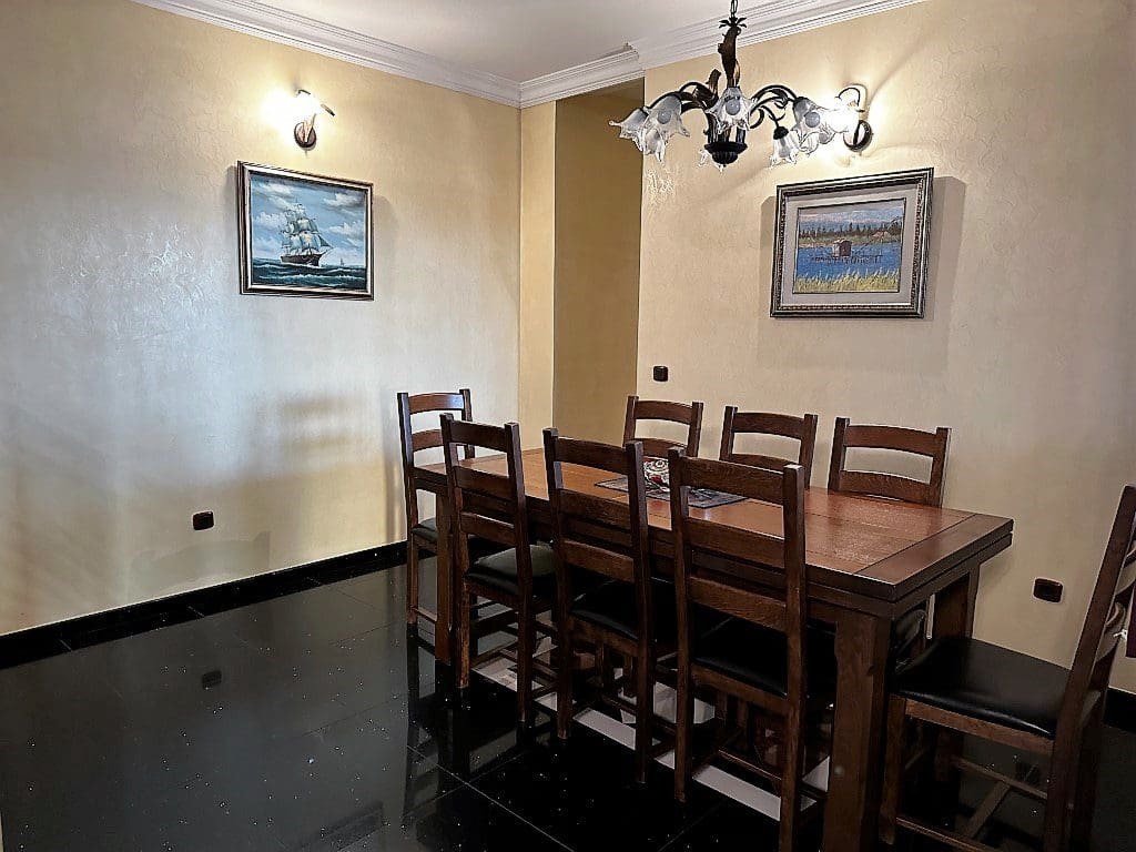 Villa · Petrovac