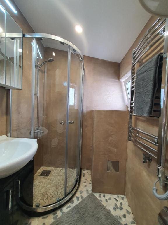 MREproperty (21) Modern house for sale in Utjeha — Montenegro