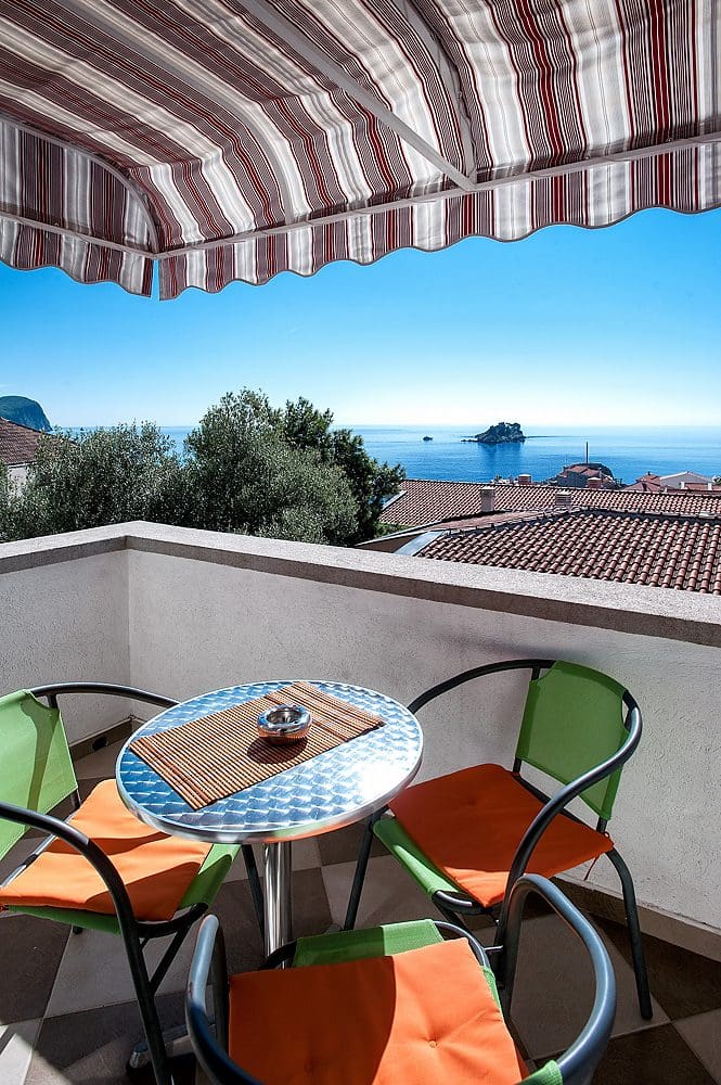 MREproperty (42) Petrovac'ta satılık mini otel — Karadağ