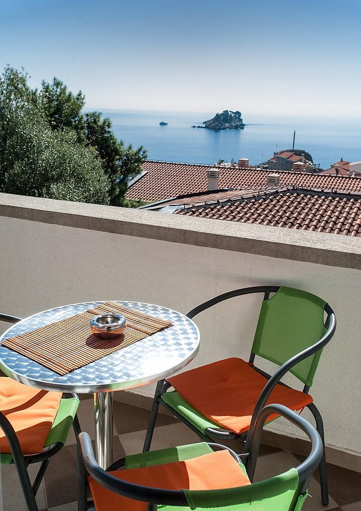 MREproperty (46) Petrovac'ta satılık mini otel — Karadağ