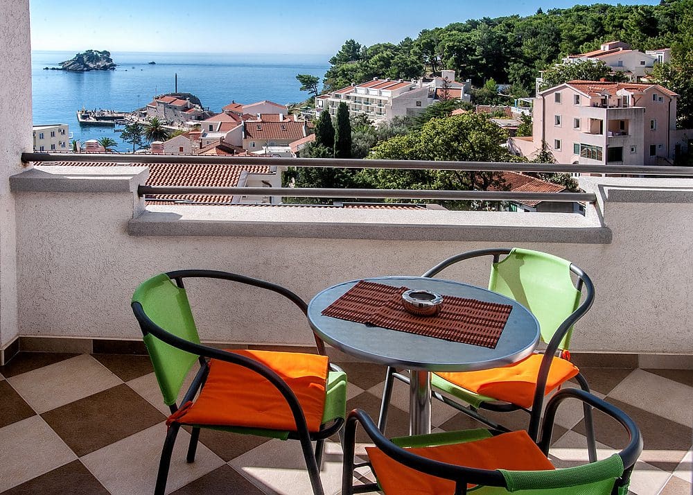 MREproperty (50) Petrovac'ta satılık mini otel — Karadağ